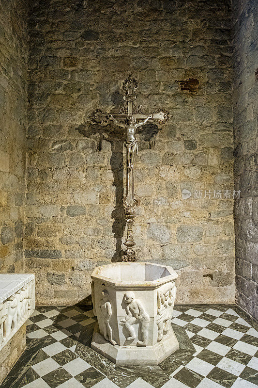 Camaiore, Santa Maria Assunta学院教堂(意大利托斯卡纳)